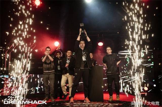 公交下车后 公交下车后